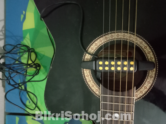 Pluto classical acoustic guiter